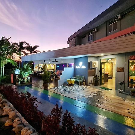 Treeline Urban Inn Kota Kinabalu Exterior photo